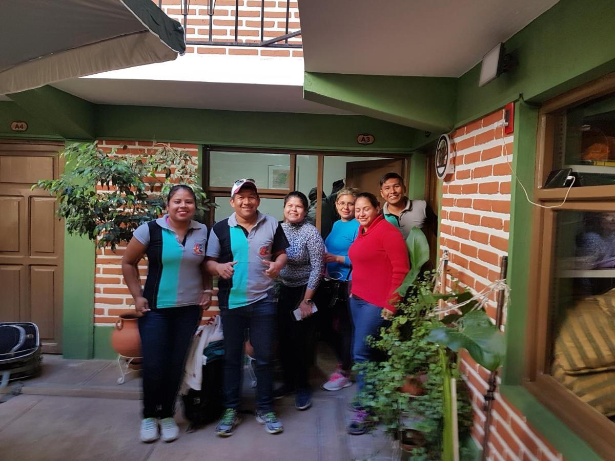 Hostel Buen Descanso Сукре Экстерьер фото