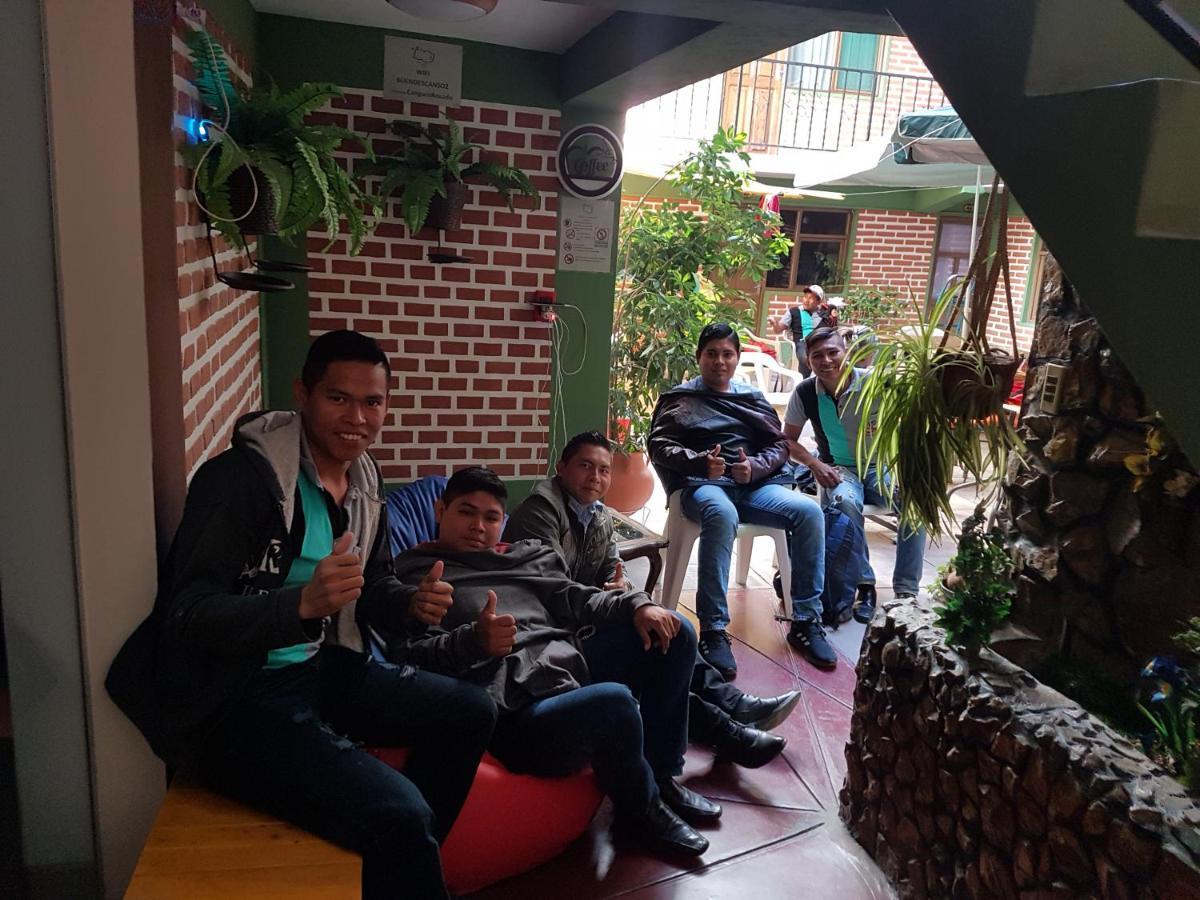 Hostel Buen Descanso Сукре Экстерьер фото